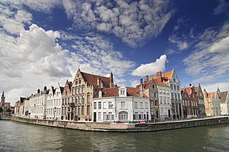 防汛救灾进行时②｜党旗在一线飘扬