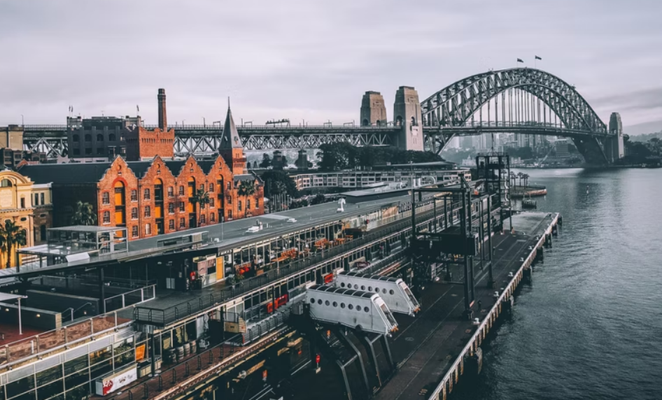 除了德国蓝卡，欧盟护照可以轻松移民德国